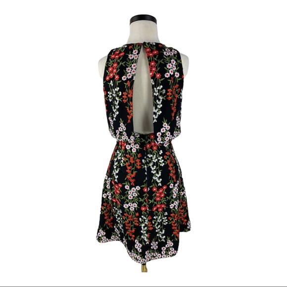 GIANNI BINI BLACK FLORAL DAISY RED GREEN EMBROIDERED SLEEVELESS DRESS - Picture 3 of 16